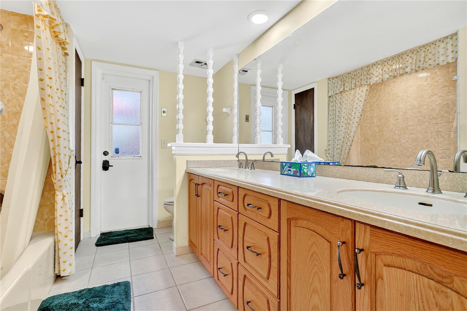 LAKE CONWAY WOODS - Residential