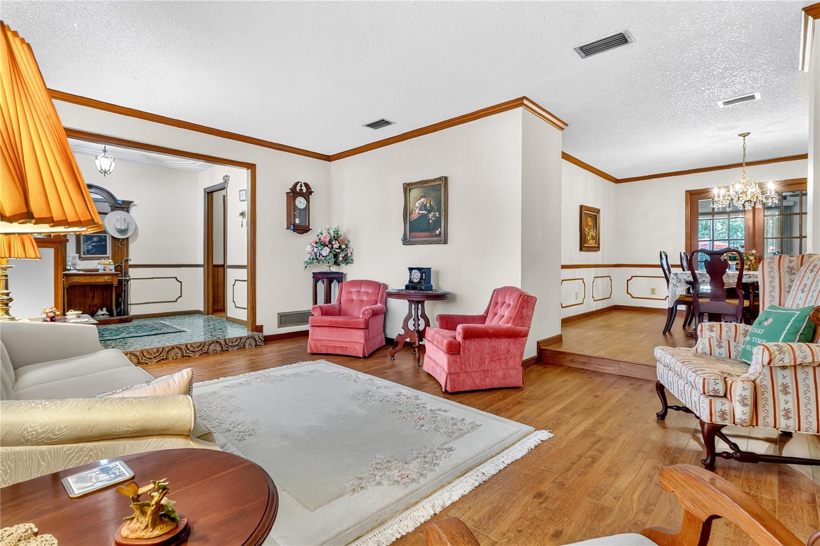 LAKE CONWAY WOODS - Residential