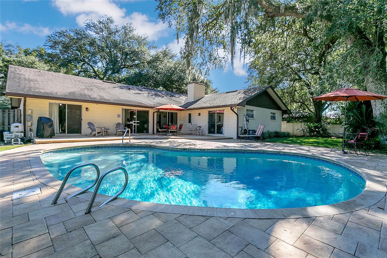 LAKE CONWAY WOODS - Residential