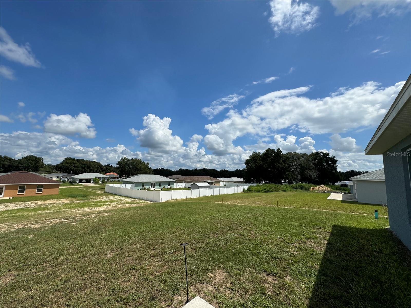 INVERNESS VILLAGE UN 4 - Residential