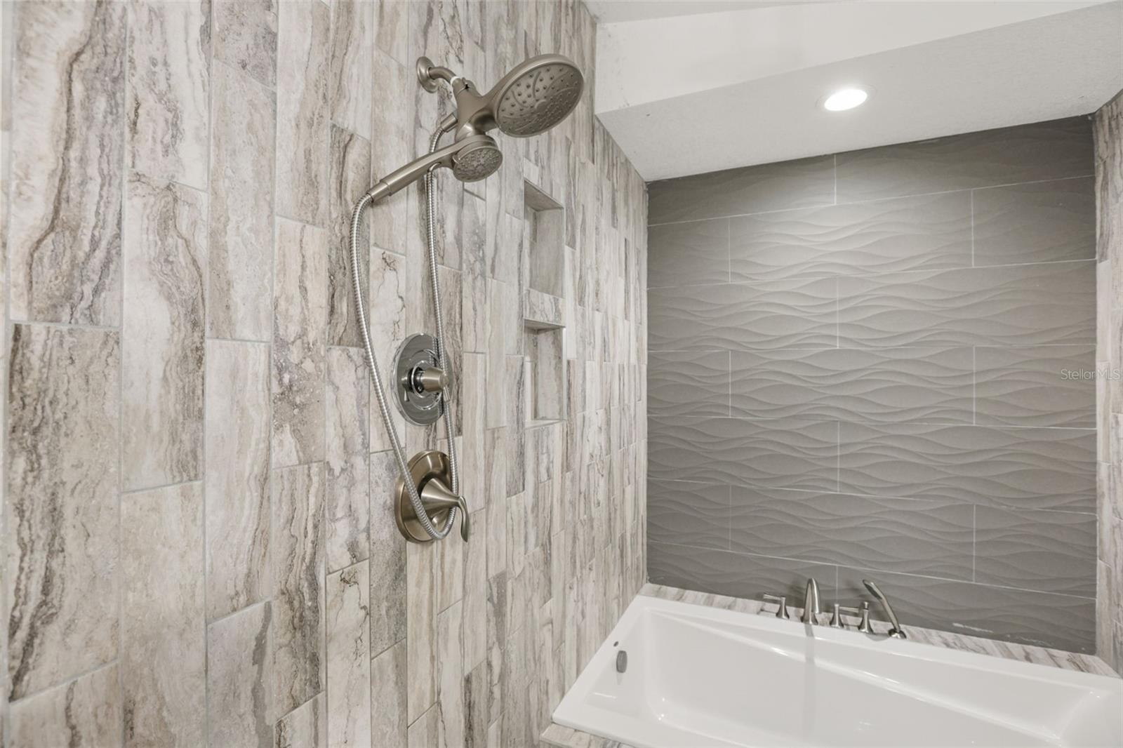 FOXWOOD PH 1 - Residential
