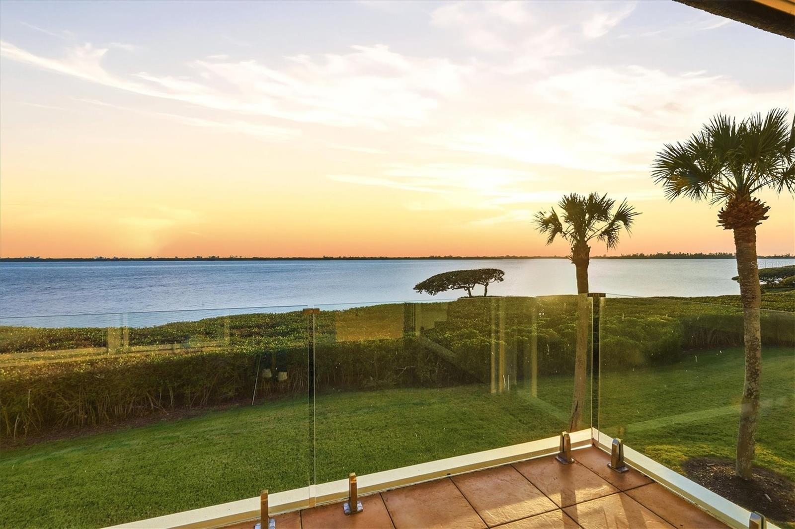 TIDY ISLAND PH II - Residential