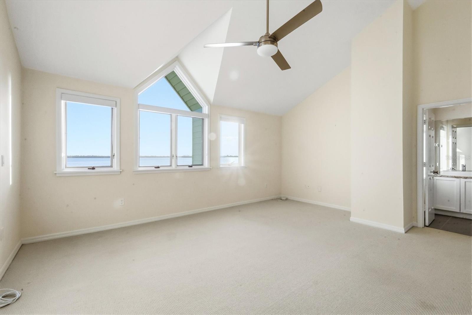 TIDY ISLAND PH II - Residential