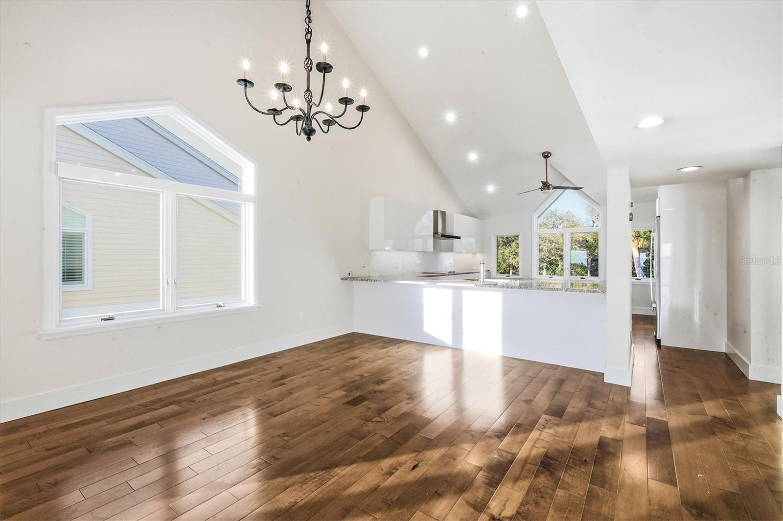 TIDY ISLAND PH II - Residential