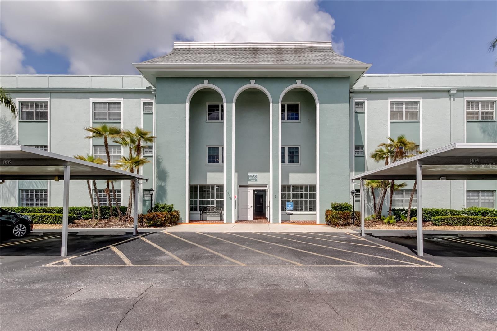 1706 BELLEAIR FOREST DRIVE 326