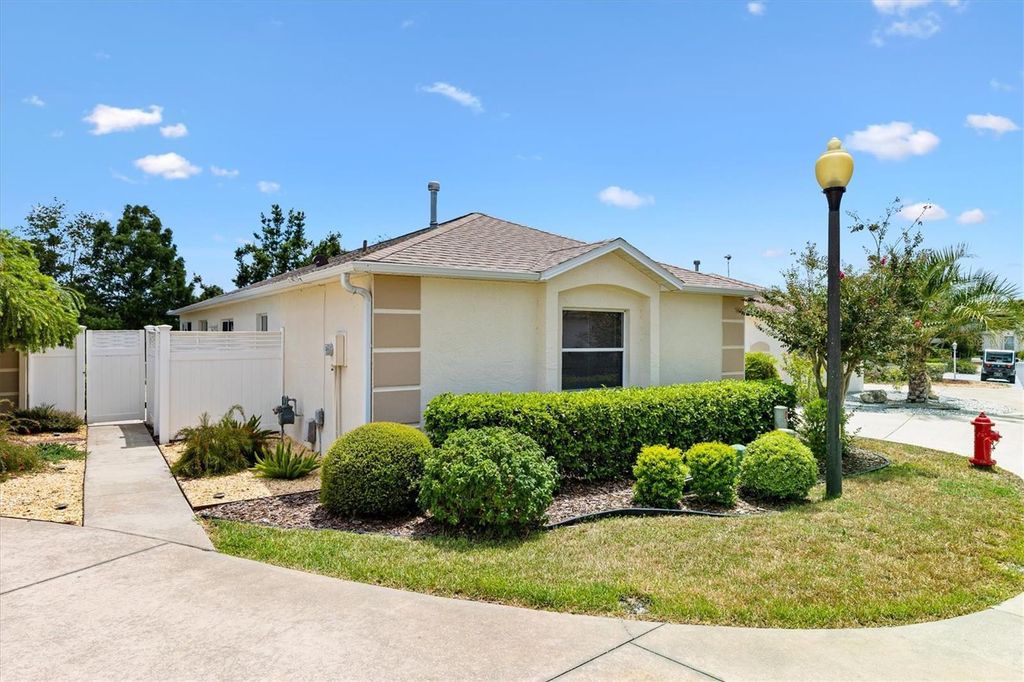 Photo of 16615 SE 85th Langham Court, The Villages, FL 32162 (MLS # G5100439)