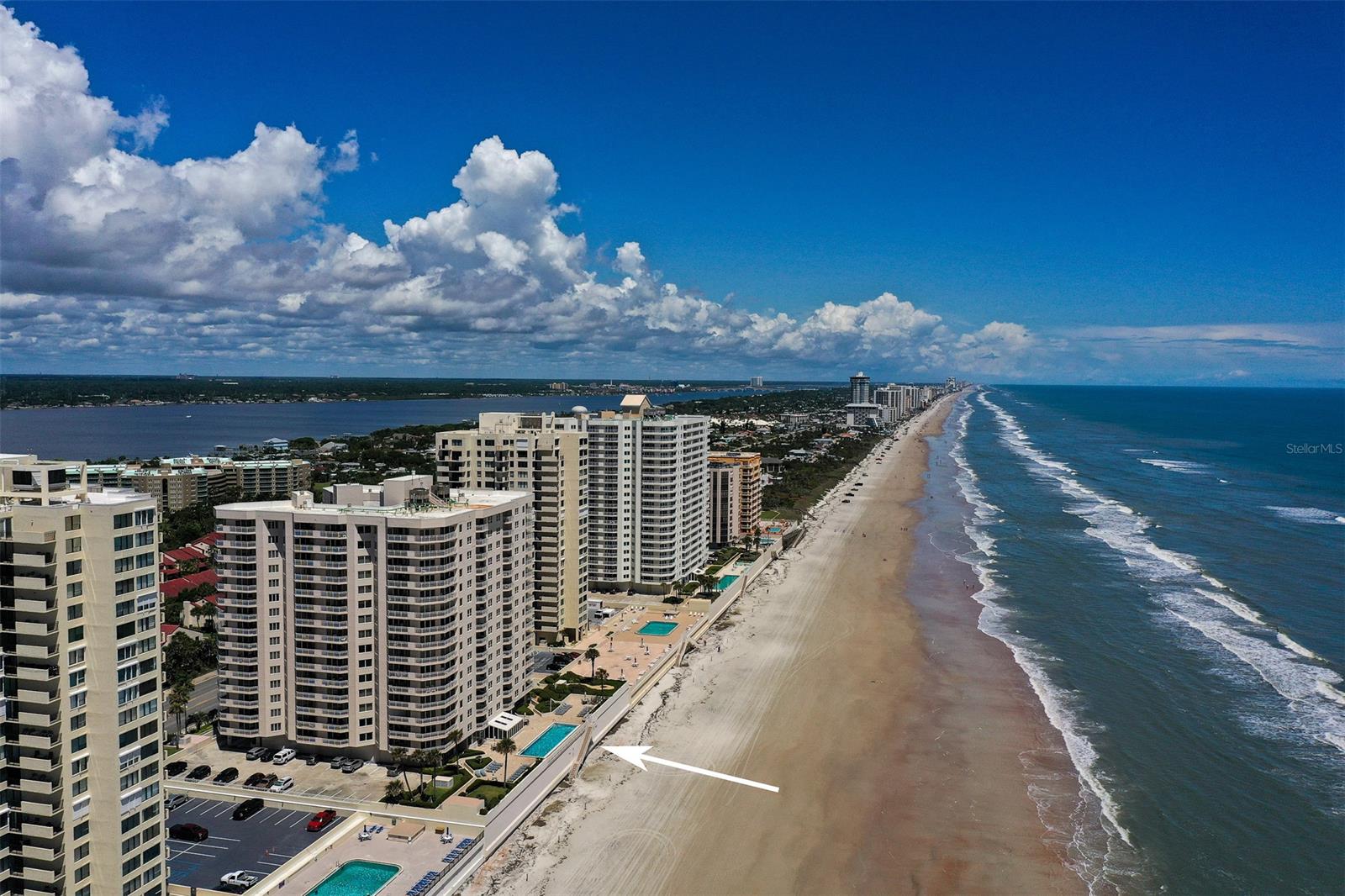 Oceans 06 Condo - Residential