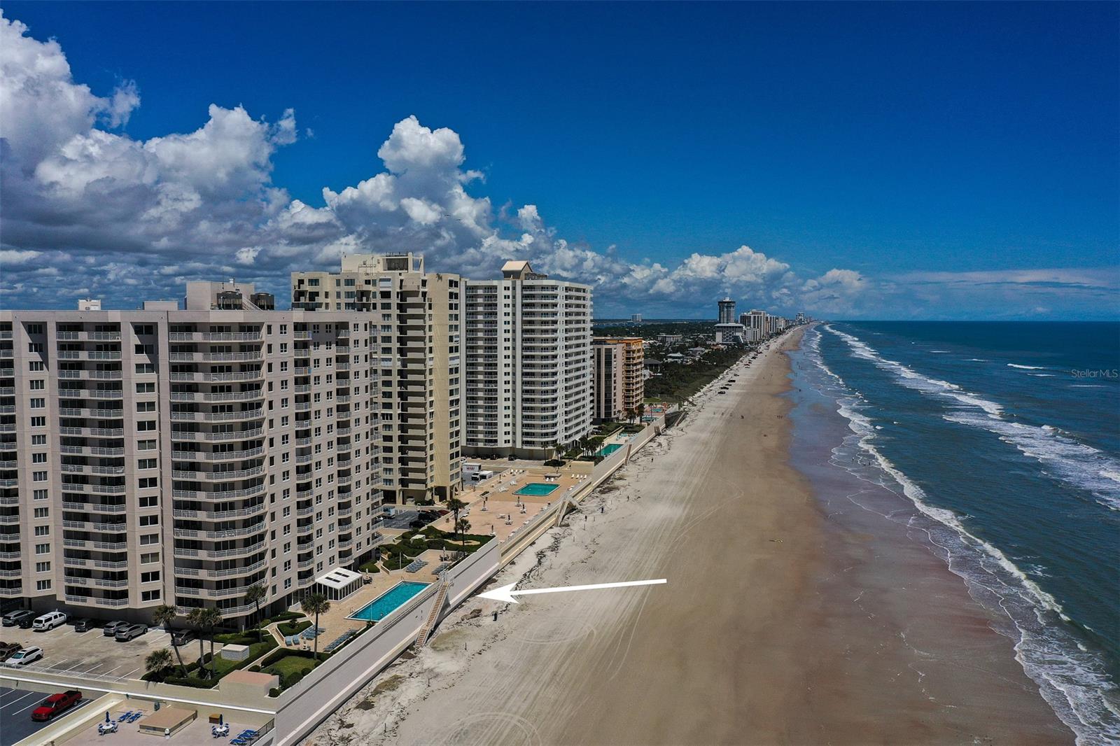 Oceans 06 Condo - Residential