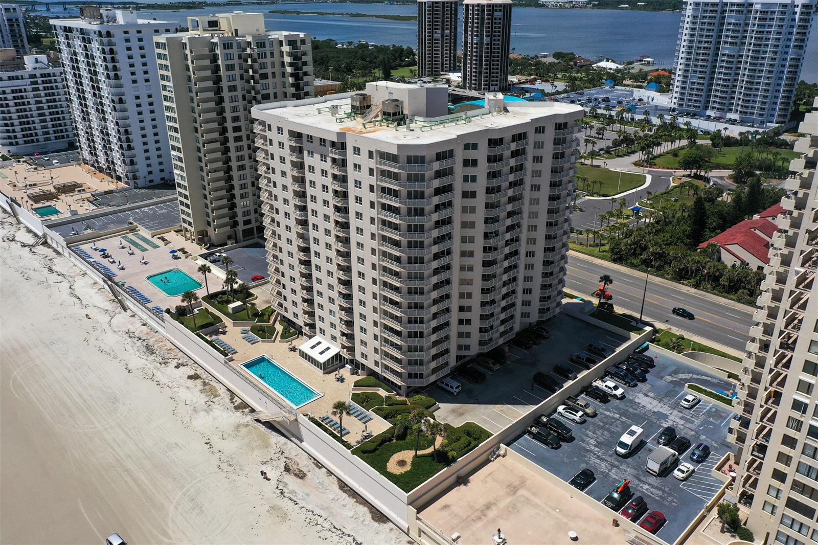 Oceans 06 Condo - Residential