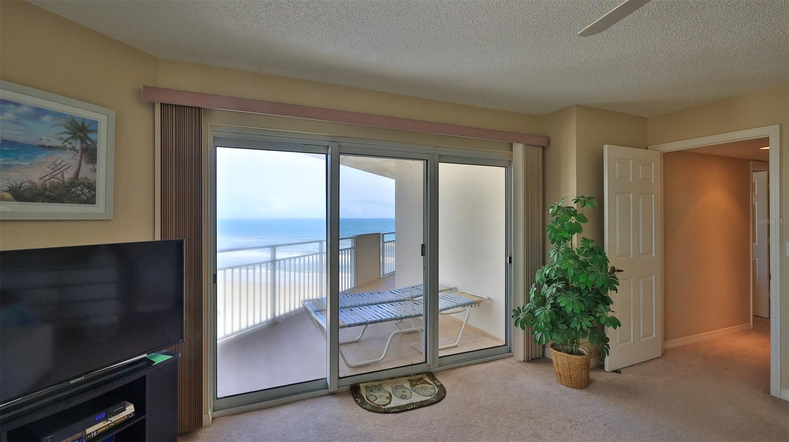 Oceans 06 Condo - Residential