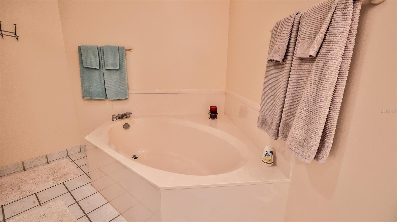 Oceans 06 Condo - Residential