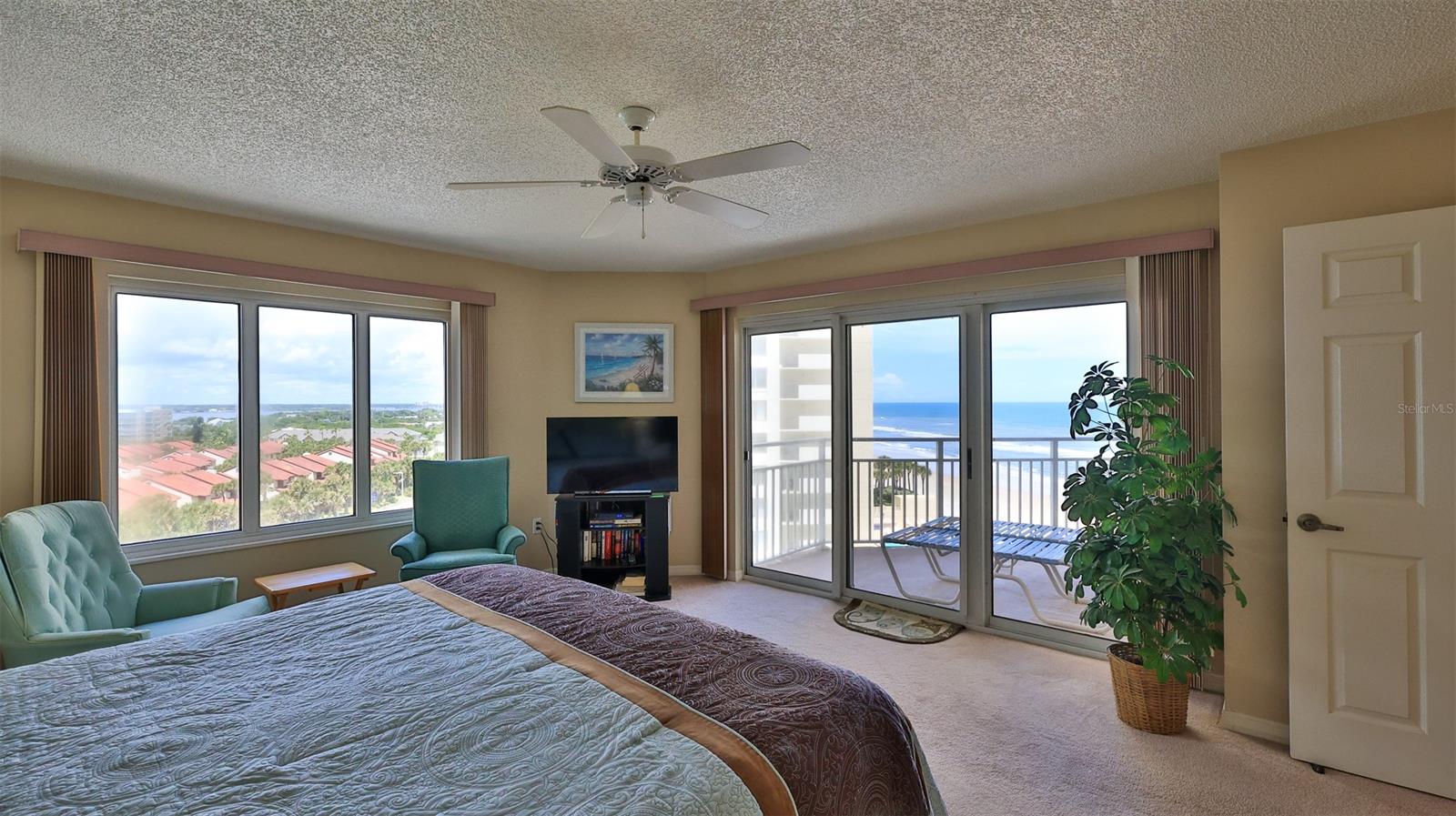 Oceans 06 Condo - Residential