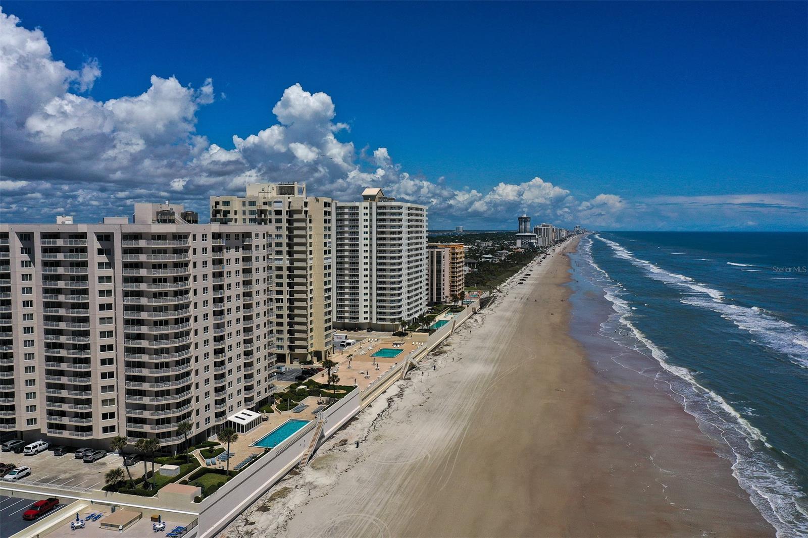 Oceans 06 Condo - Residential