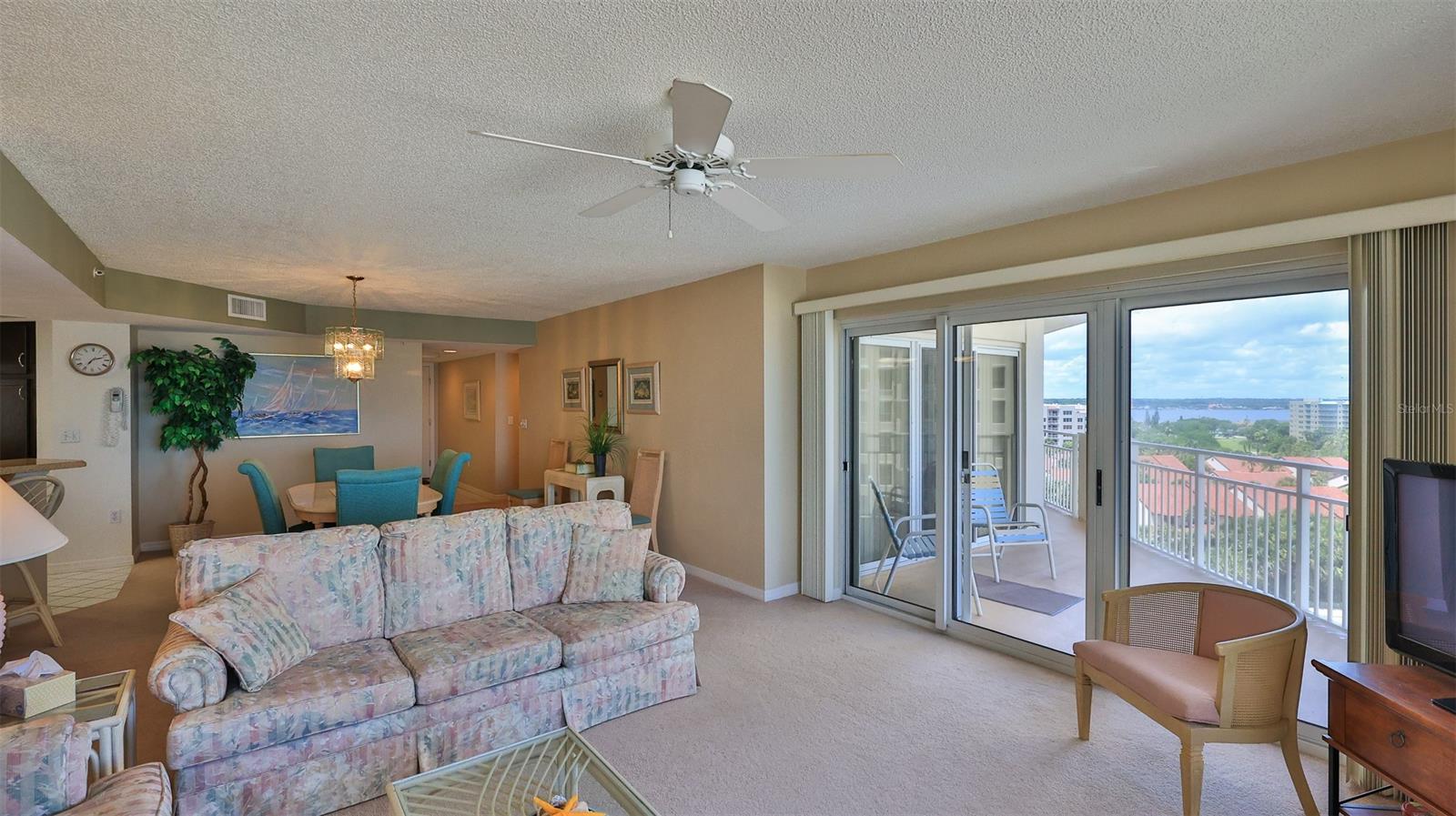 Oceans 06 Condo - Residential