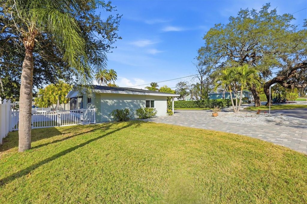 Photo of 302 Georgia Avenue, Crystal Beach, FL 34681 (MLS # TB8491909)