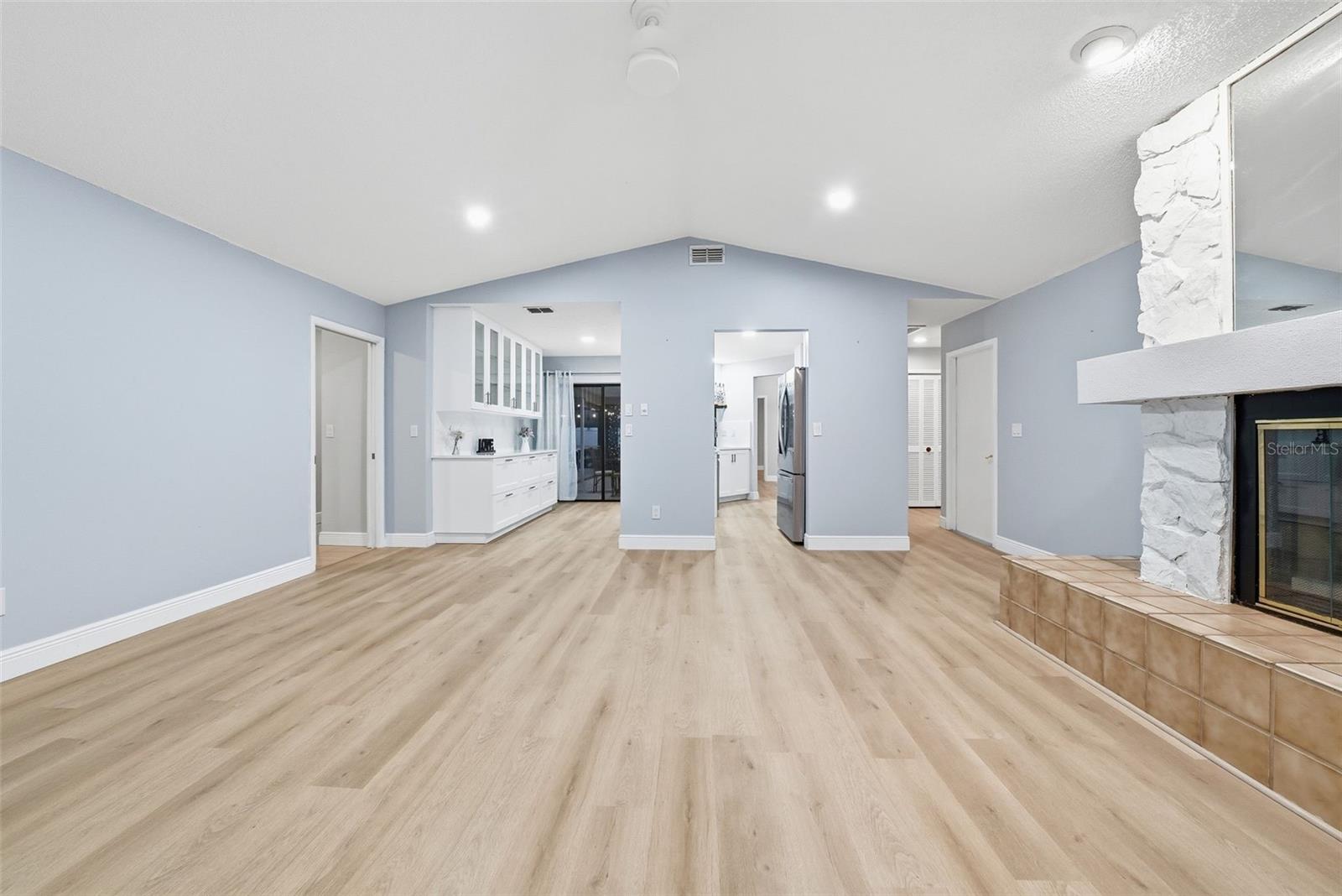 COUNTRYSIDE NORTH - Residential