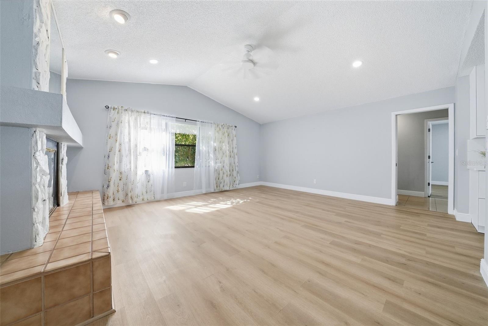 COUNTRYSIDE NORTH - Residential