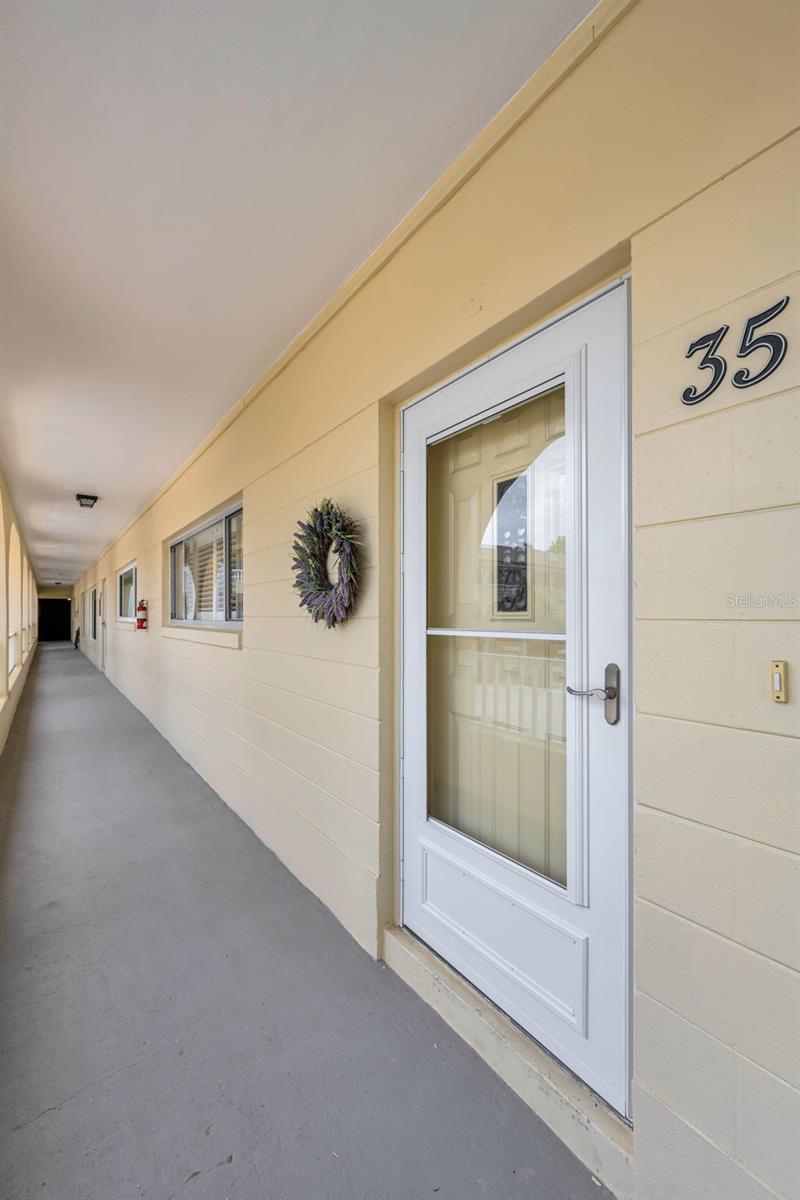 ON TOP OF THE WORLD - Residential