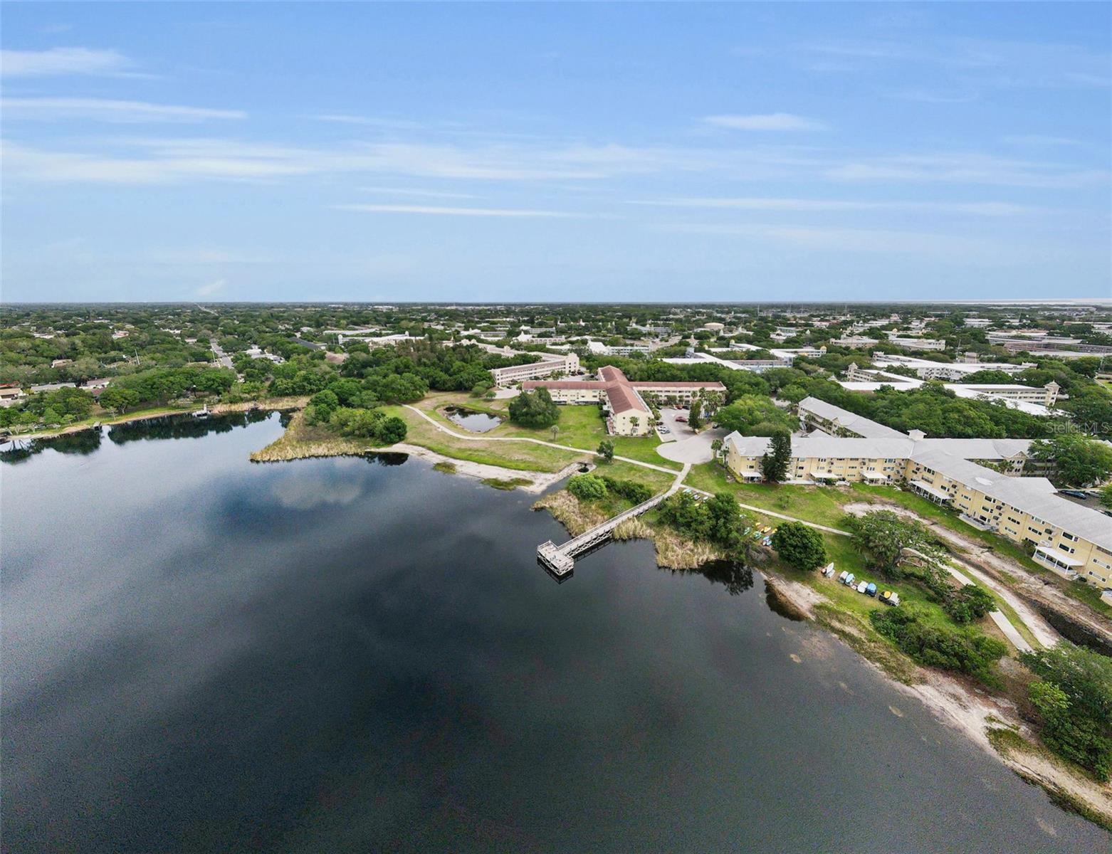 ON TOP OF THE WORLD - Residential