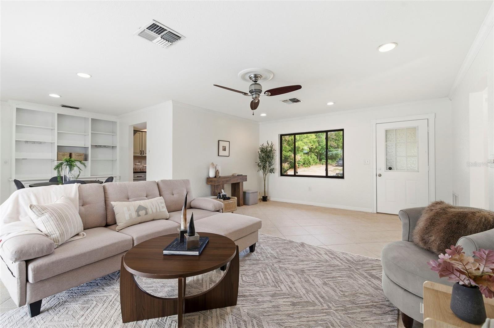 SPRING HILL - Residential