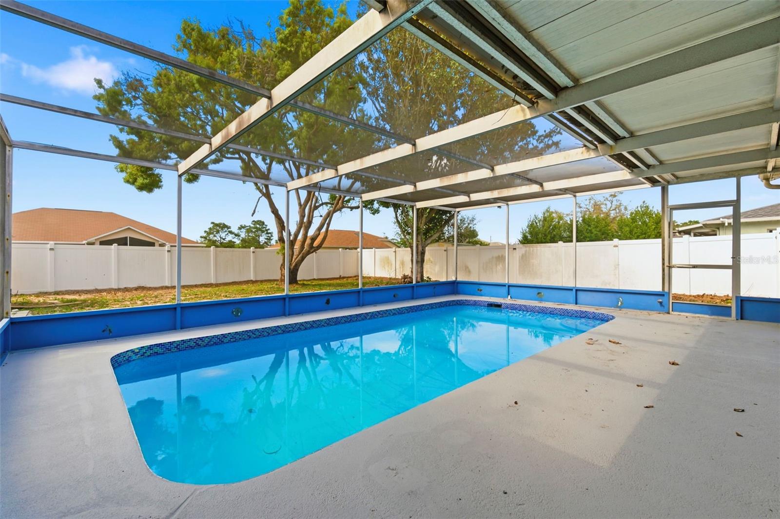 SPRING HILL - Residential