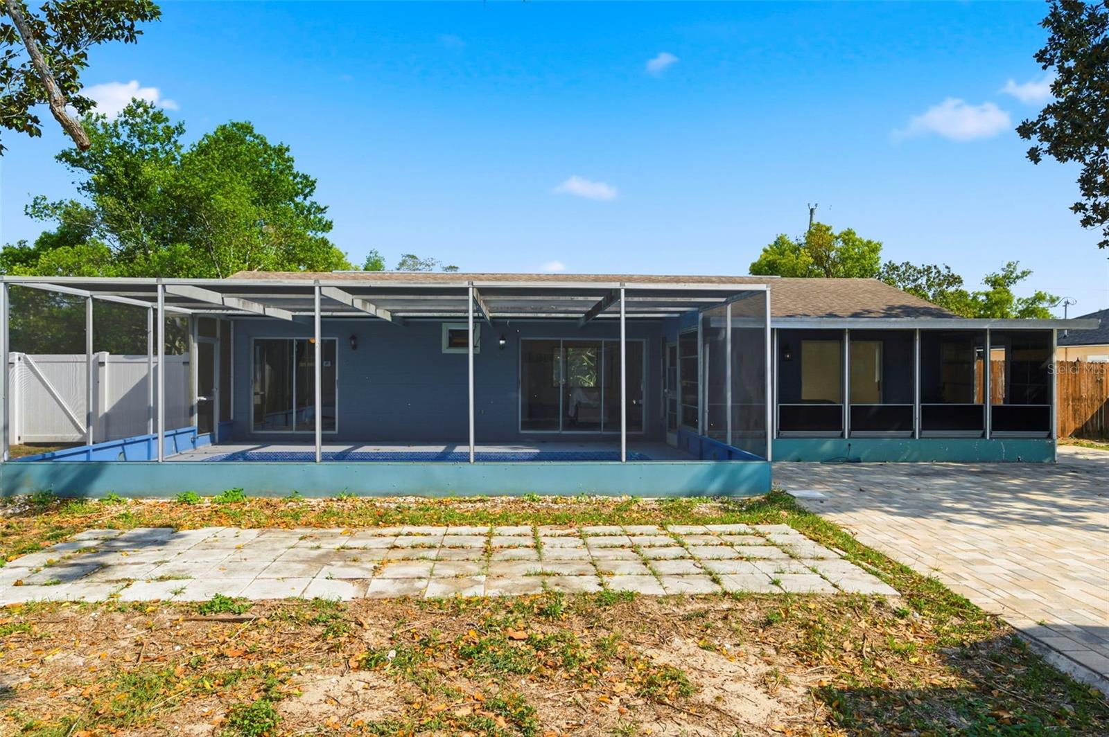 SPRING HILL - Residential