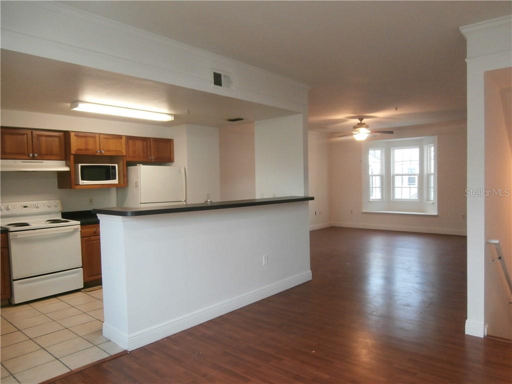 HAMPTONS/METROWEST - Residential Lease