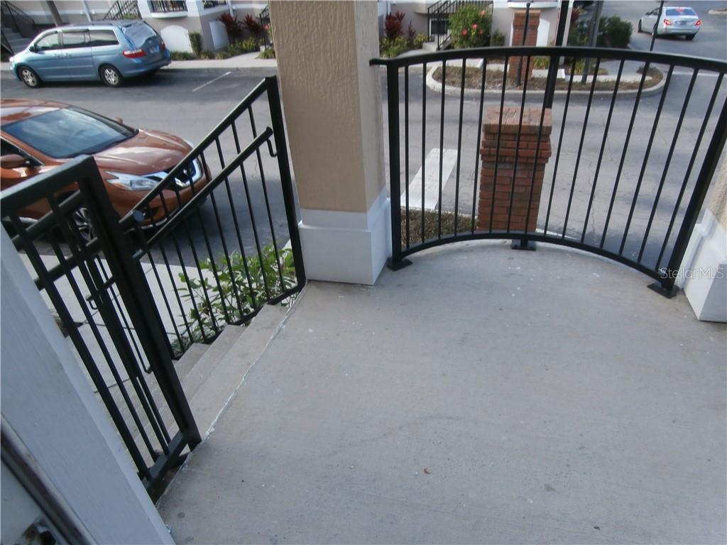 HAMPTONS/METROWEST - Residential Lease