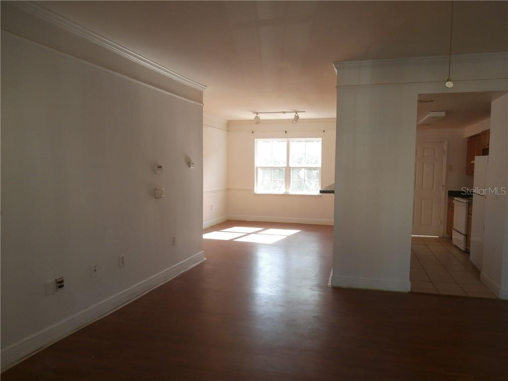 HAMPTONS/METROWEST - Residential Lease