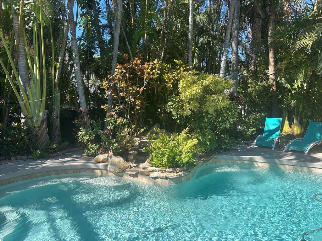 Photo of 314 61 St, Holmes Beach, FL 34217 (MLS # A4636933)