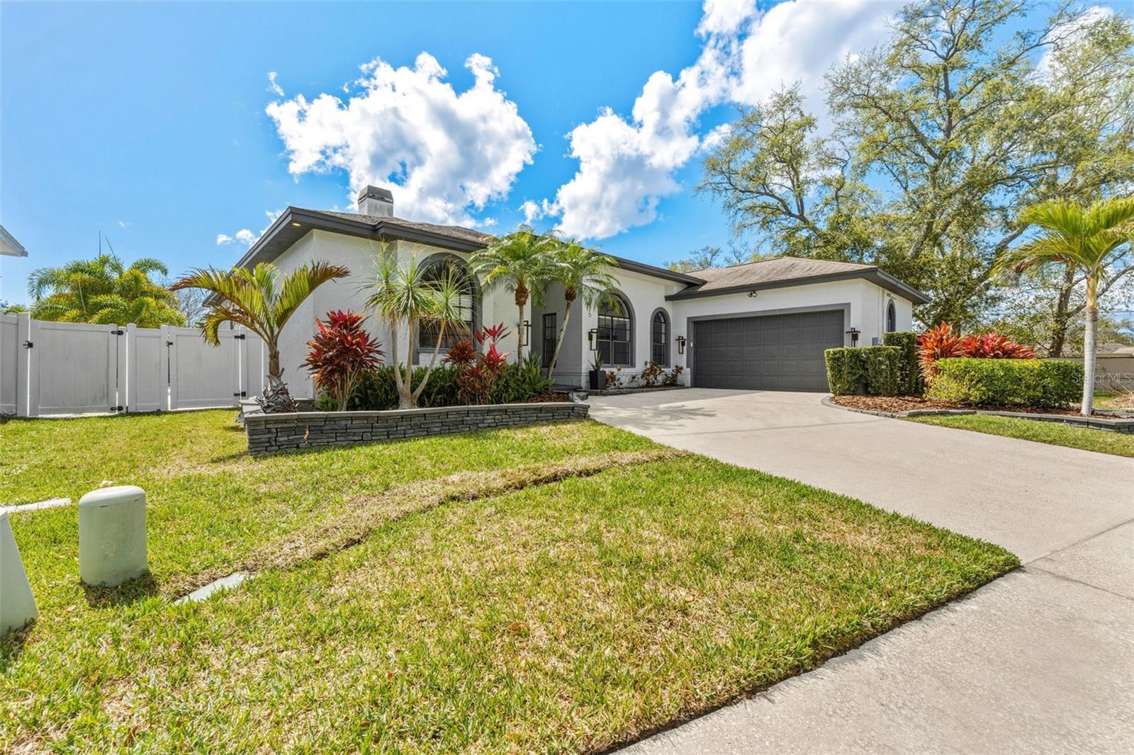 PHILIPPE POINTE - Residential