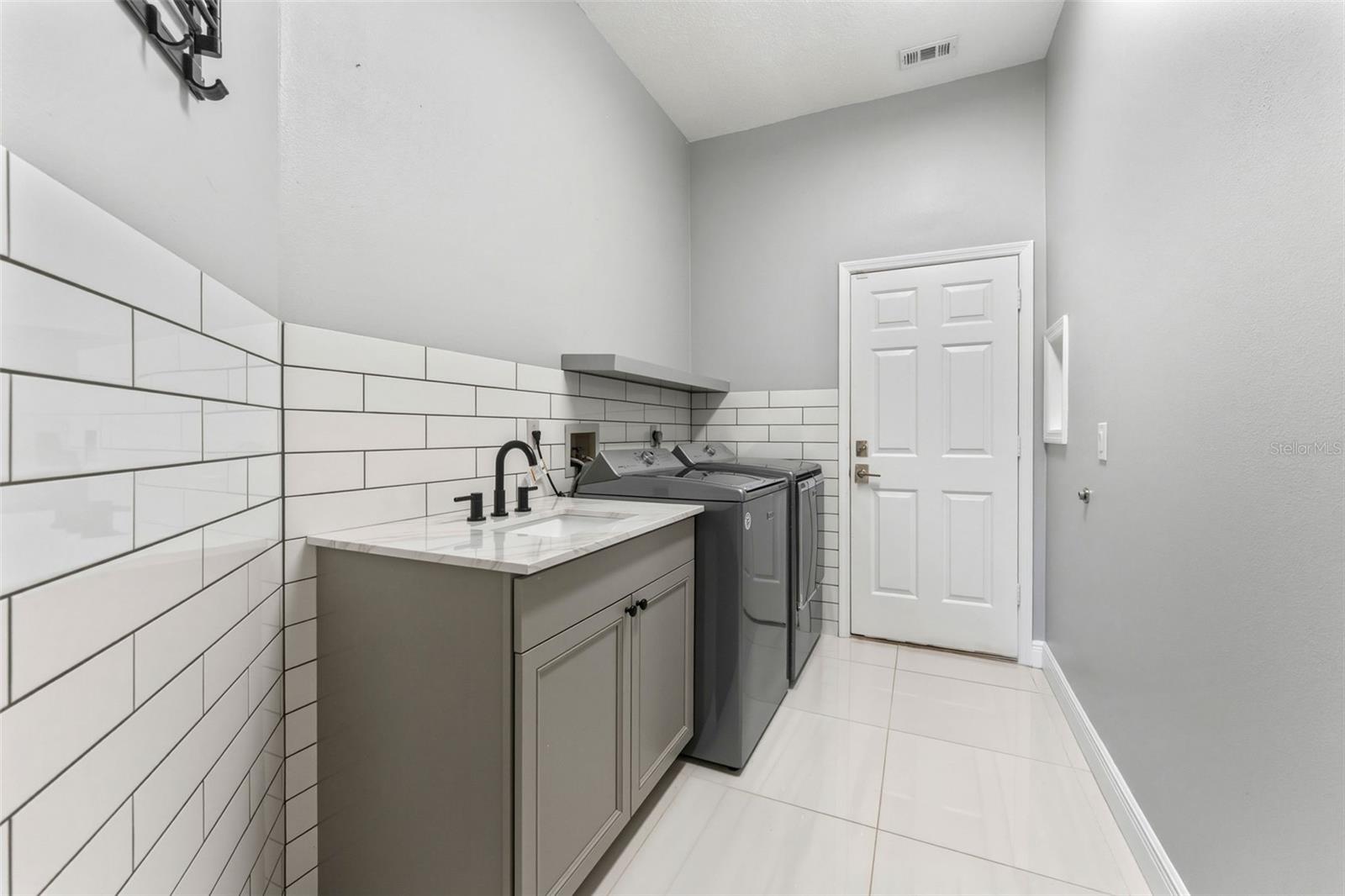 PHILIPPE POINTE - Residential