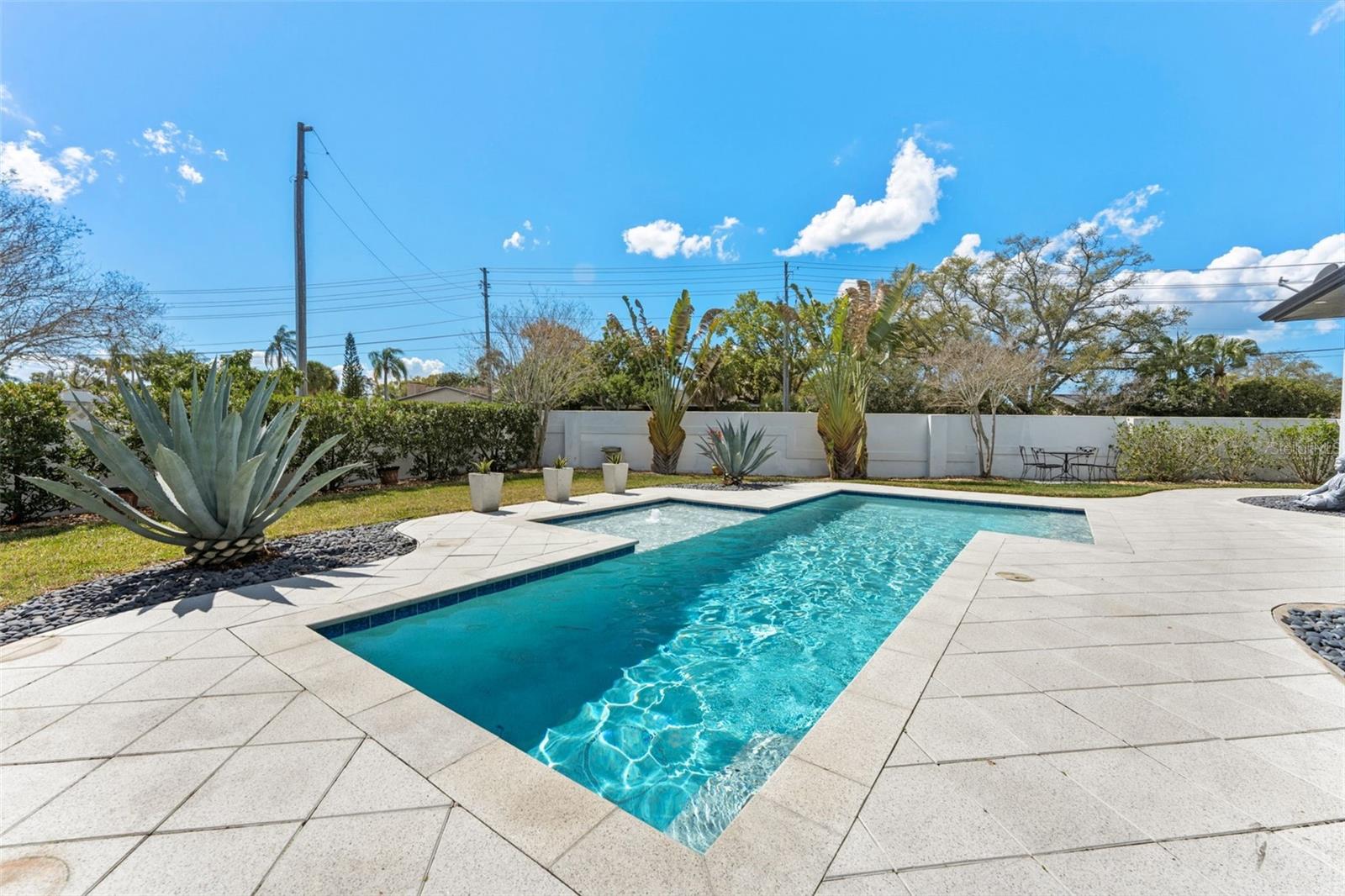 PHILIPPE POINTE - Residential