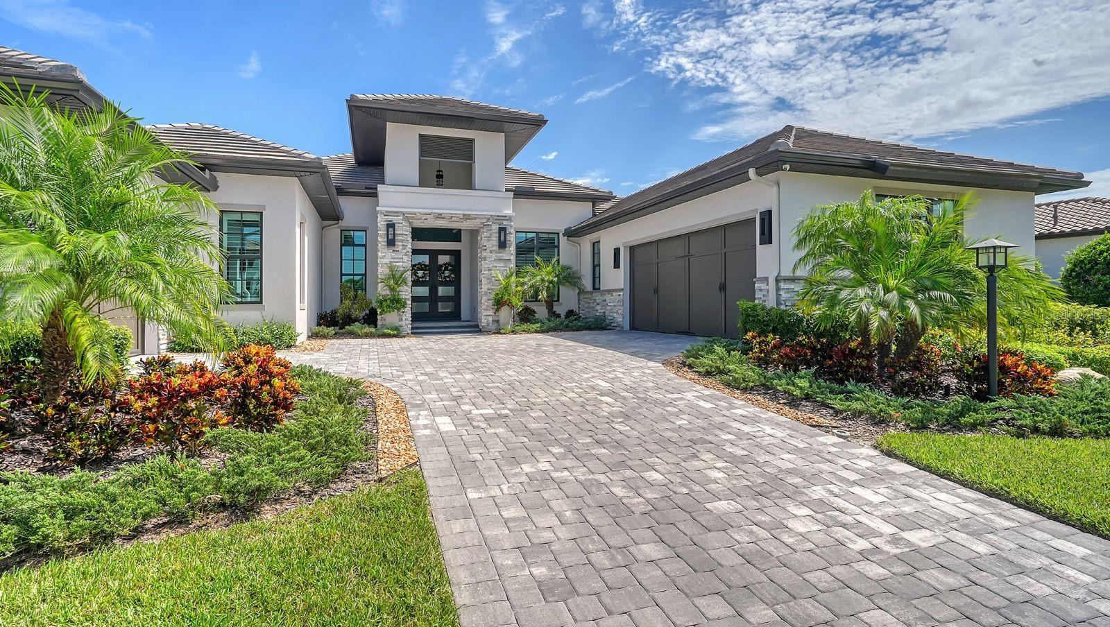 LAKEHOUSE COVE/WATERSIDE PH 3 - Residential