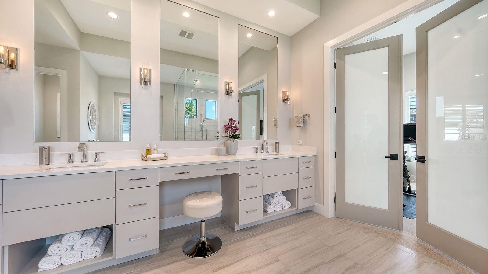 LAKEHOUSE COVE/WATERSIDE PH 3 - Residential