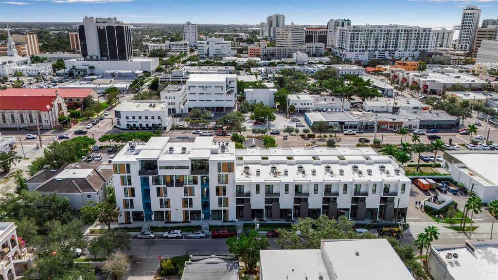 Photo of 1558 4th Street #208, Sarasota, FL 34236 (MLS # A4673640)