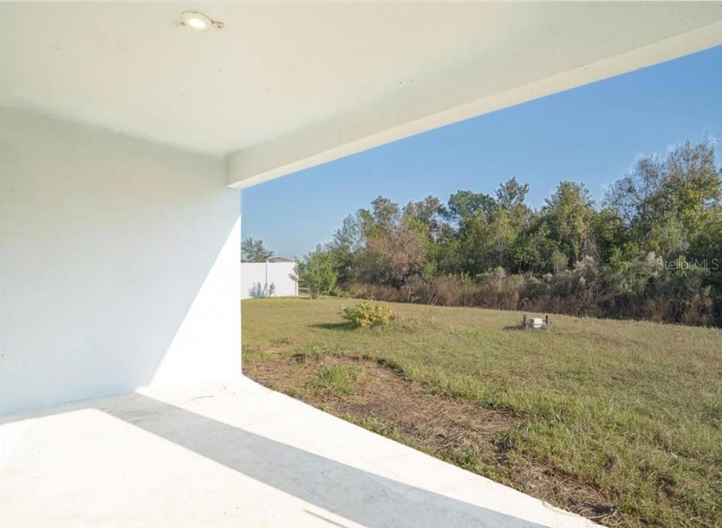 STEPPING STONE - Residential Lease