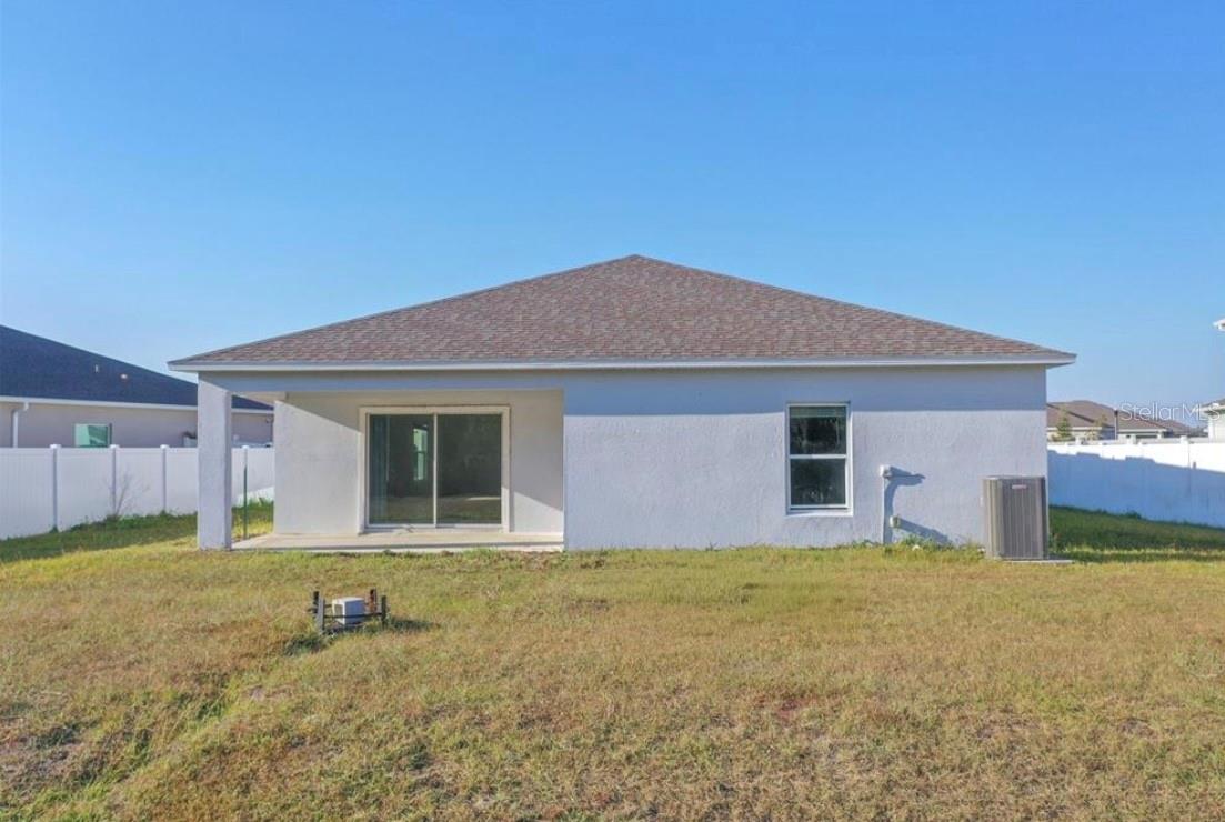 STEPPING STONE - Residential Lease