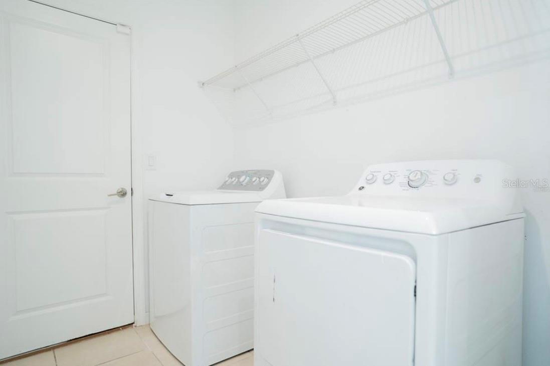 STEPPING STONE - Residential Lease