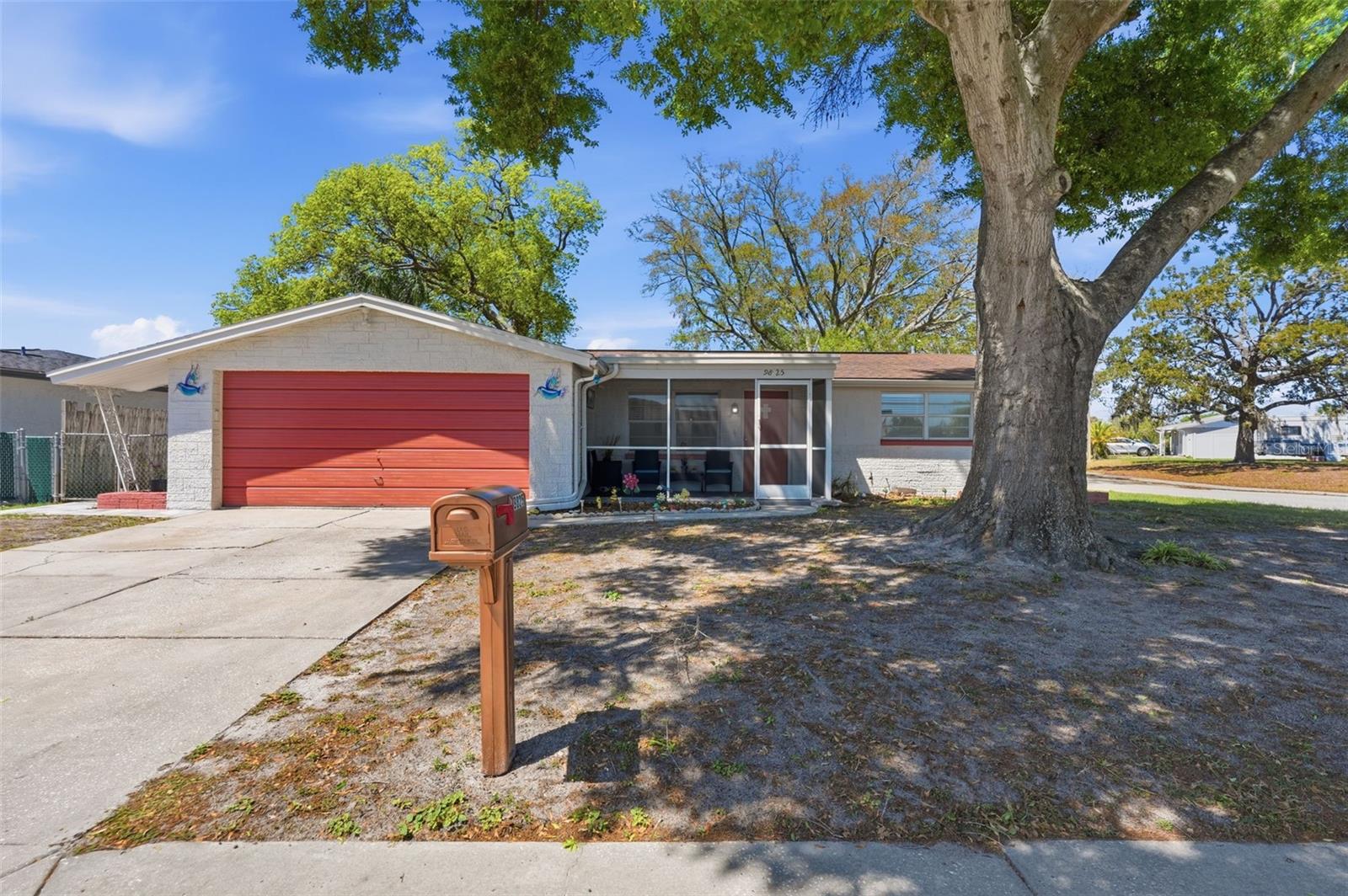 REGENCY PARK - Residential