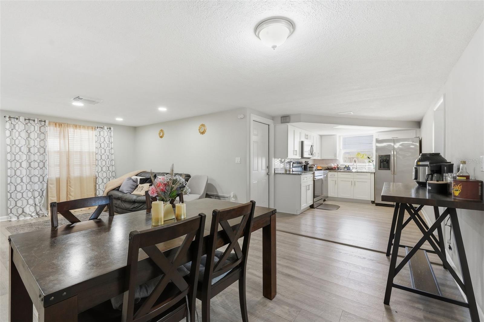 REGENCY PARK - Residential