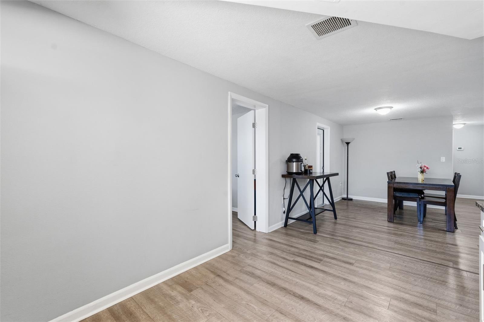 REGENCY PARK - Residential