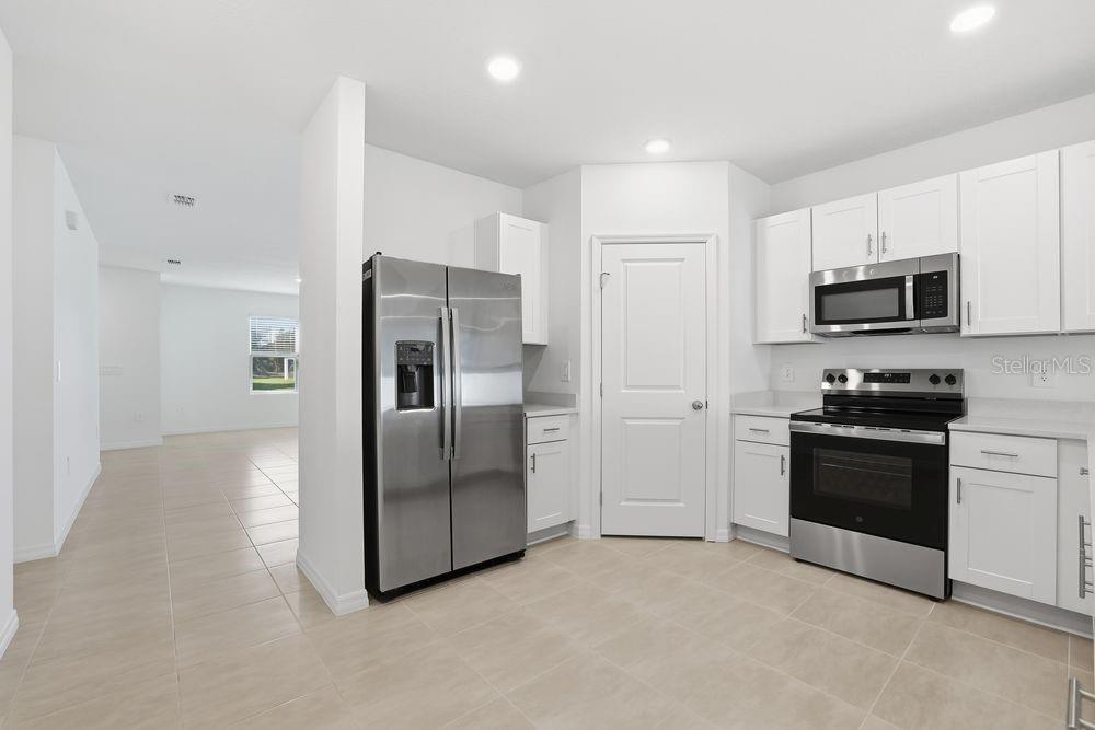 13602 TROPICAL BREEZE WAY