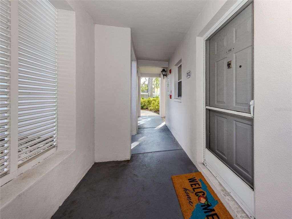 Photo of 437 Cerromar Lane #312, Venice, FL 34293 (MLS # C7516566)