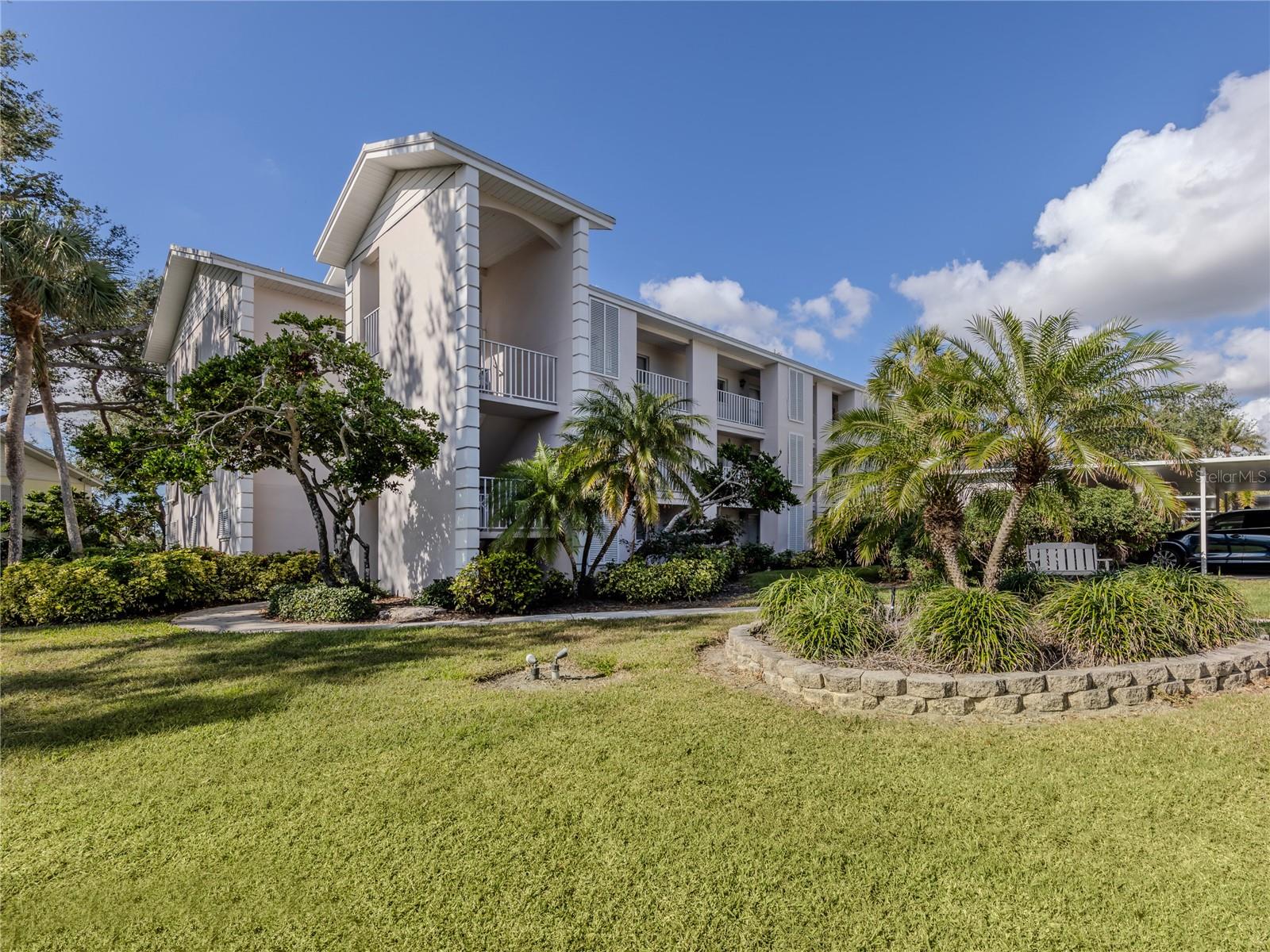 FARMINGTON VISTAS - Residential
