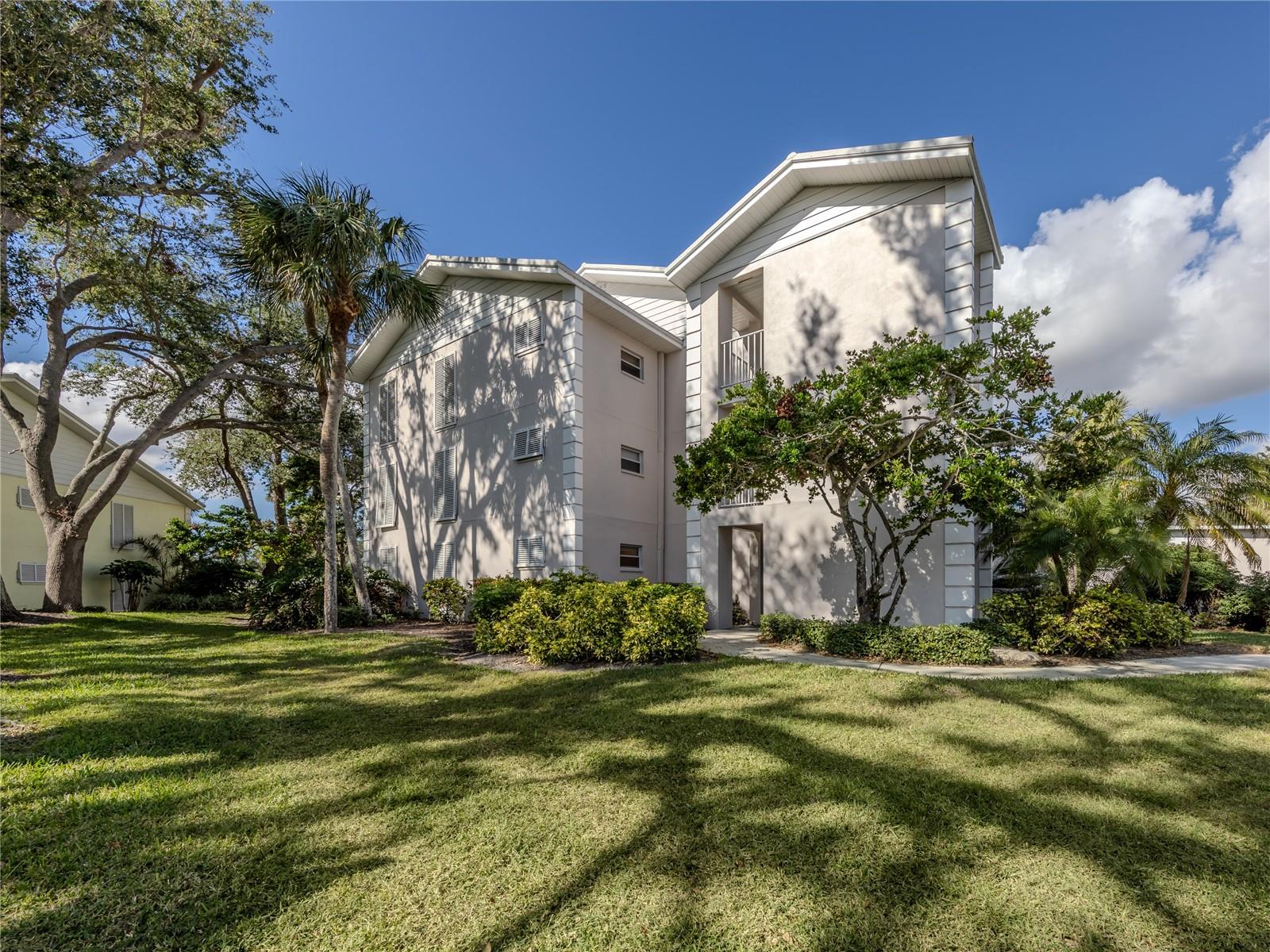 FARMINGTON VISTAS - Residential