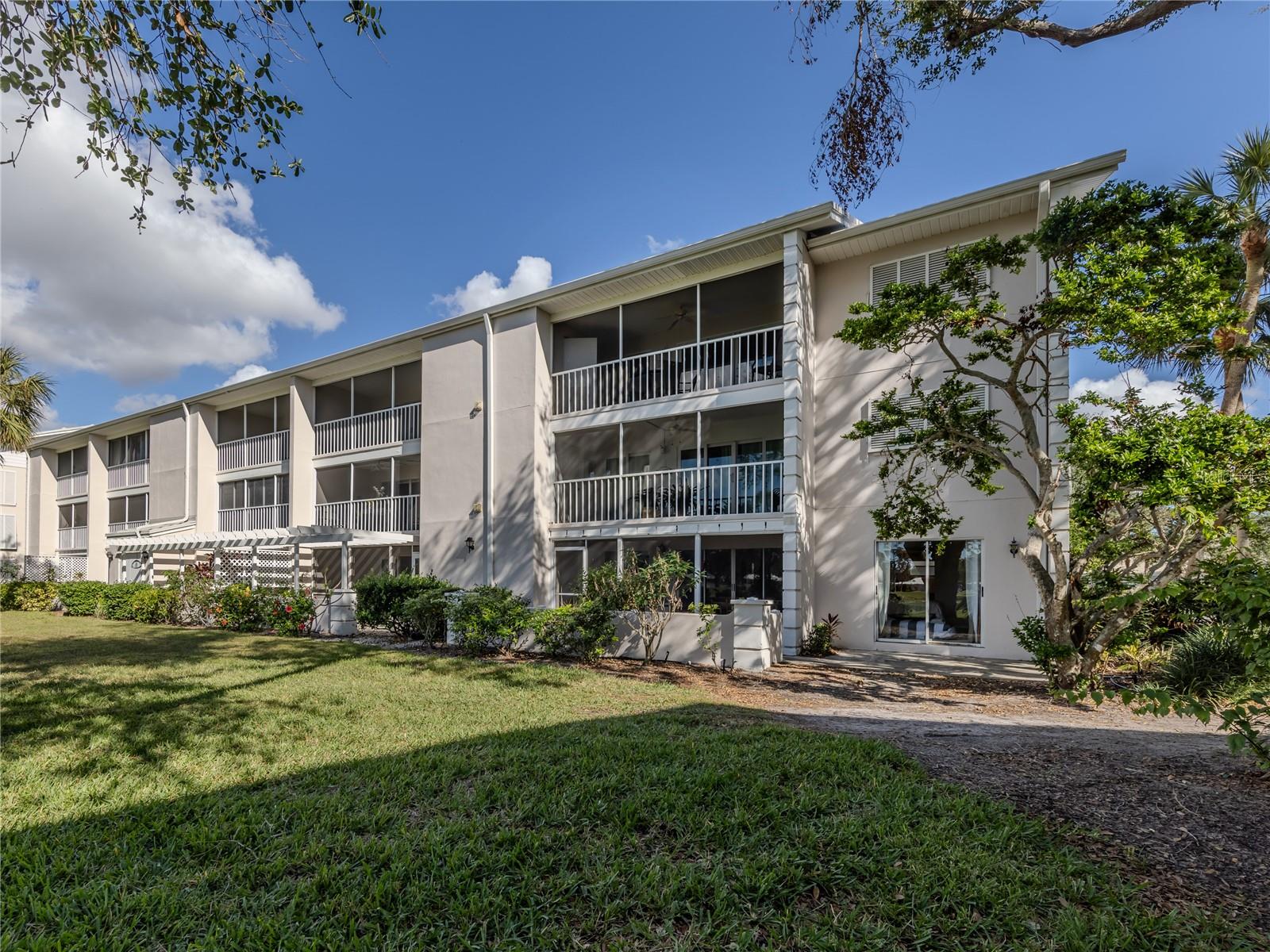 FARMINGTON VISTAS - Residential