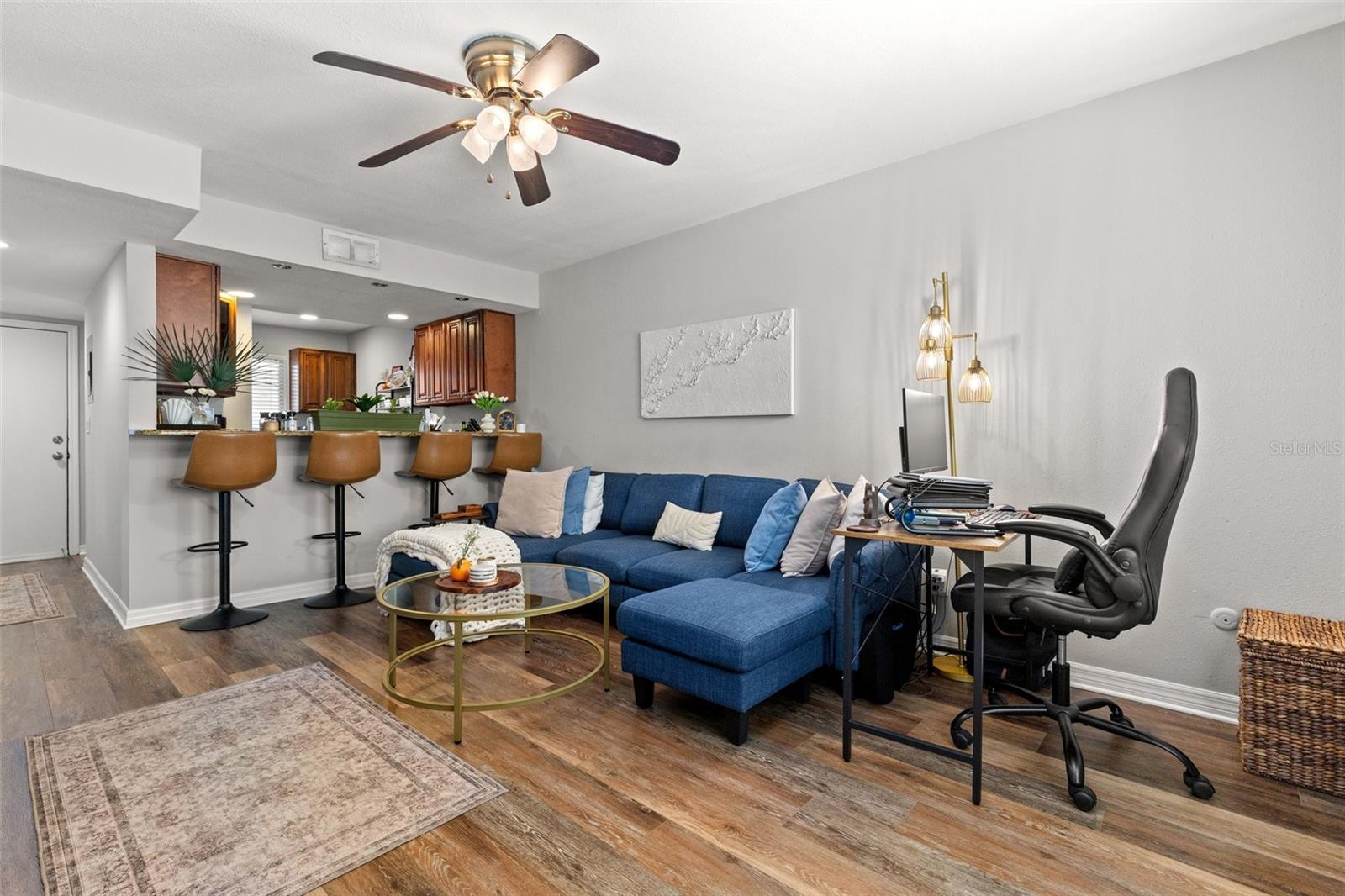 3206 W AZEELE STREET 107