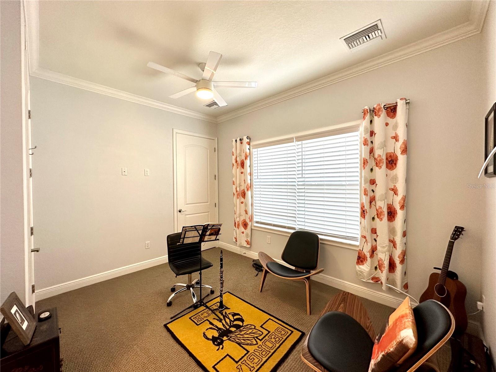 REGENT LANE - Residential