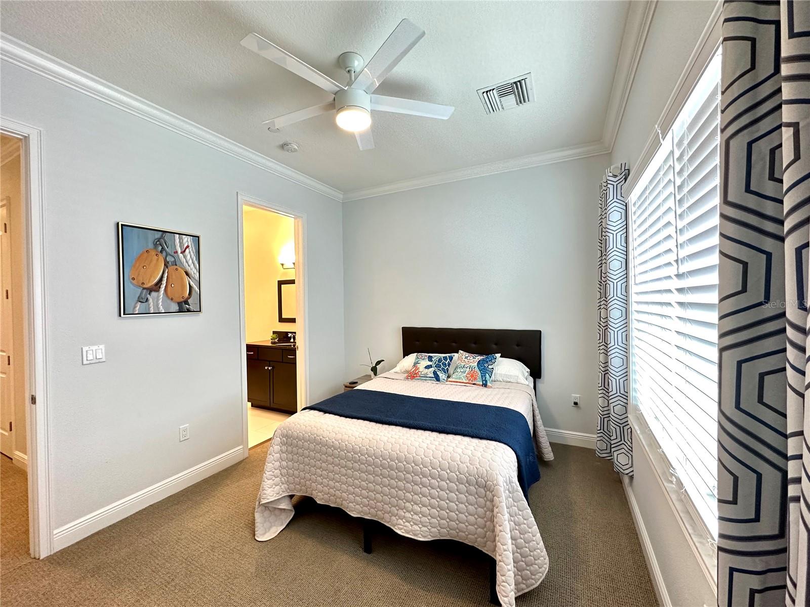 REGENT LANE - Residential